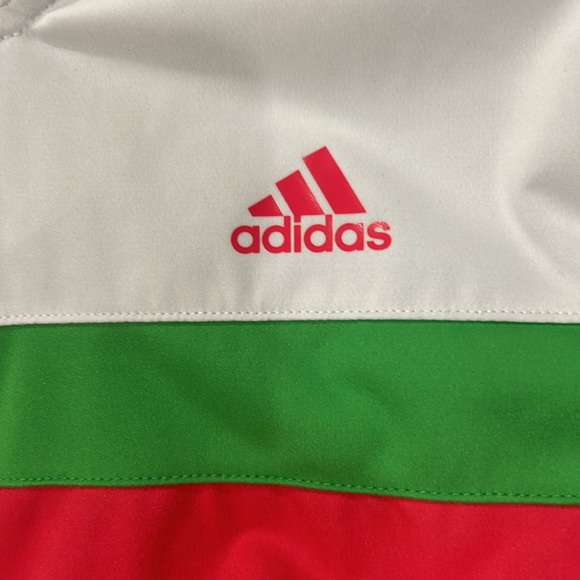 Women’s Adidas lightweight zippered jacket with thumb holes. Size M, new w/o tag - Picture 9 of 9